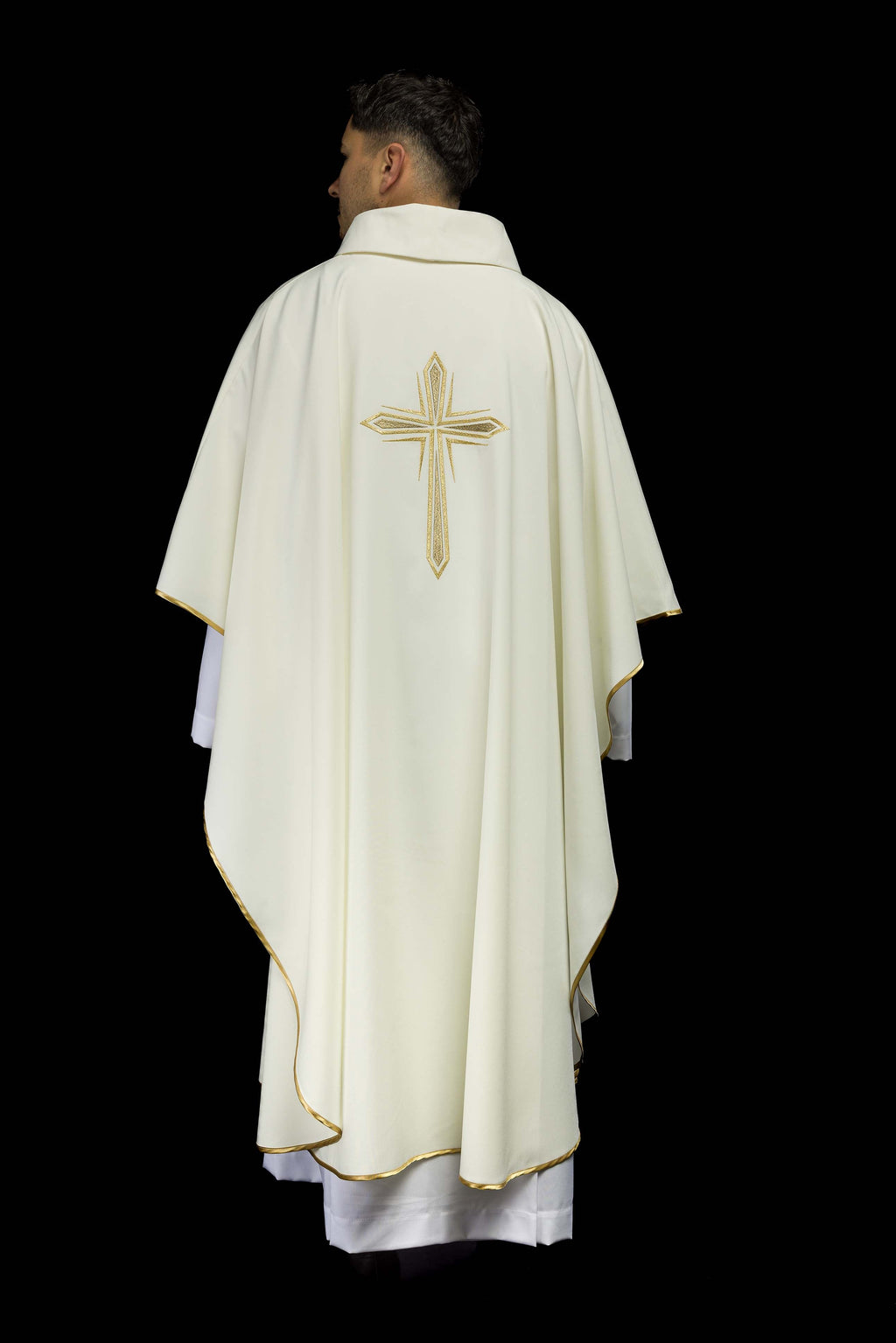 Chasuble embroidered with cross motif in ecru