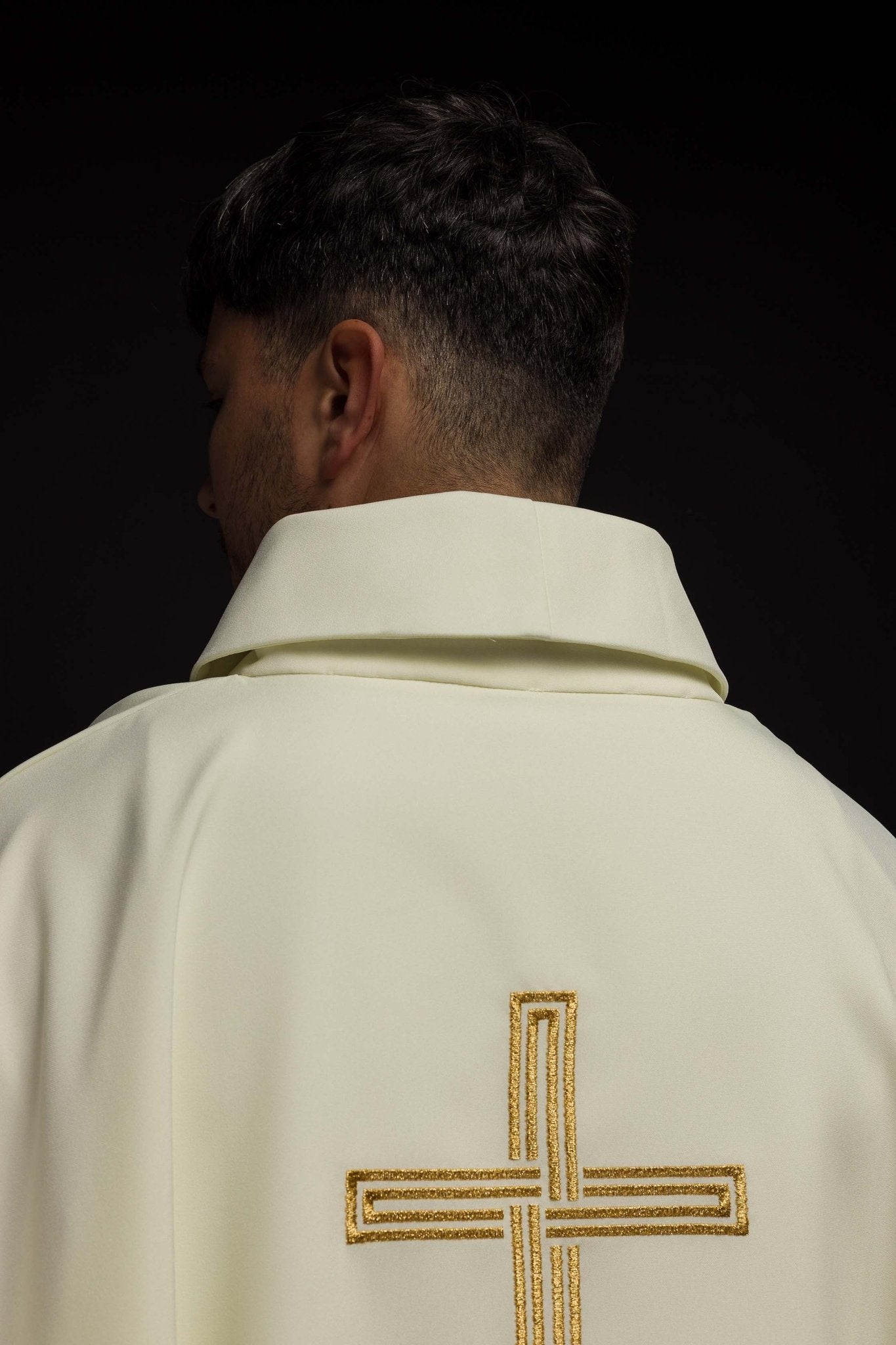 Chasuble embroidered with ecru Cross KOR/018/05/12 ECRU - HAFTINAUSA.COM