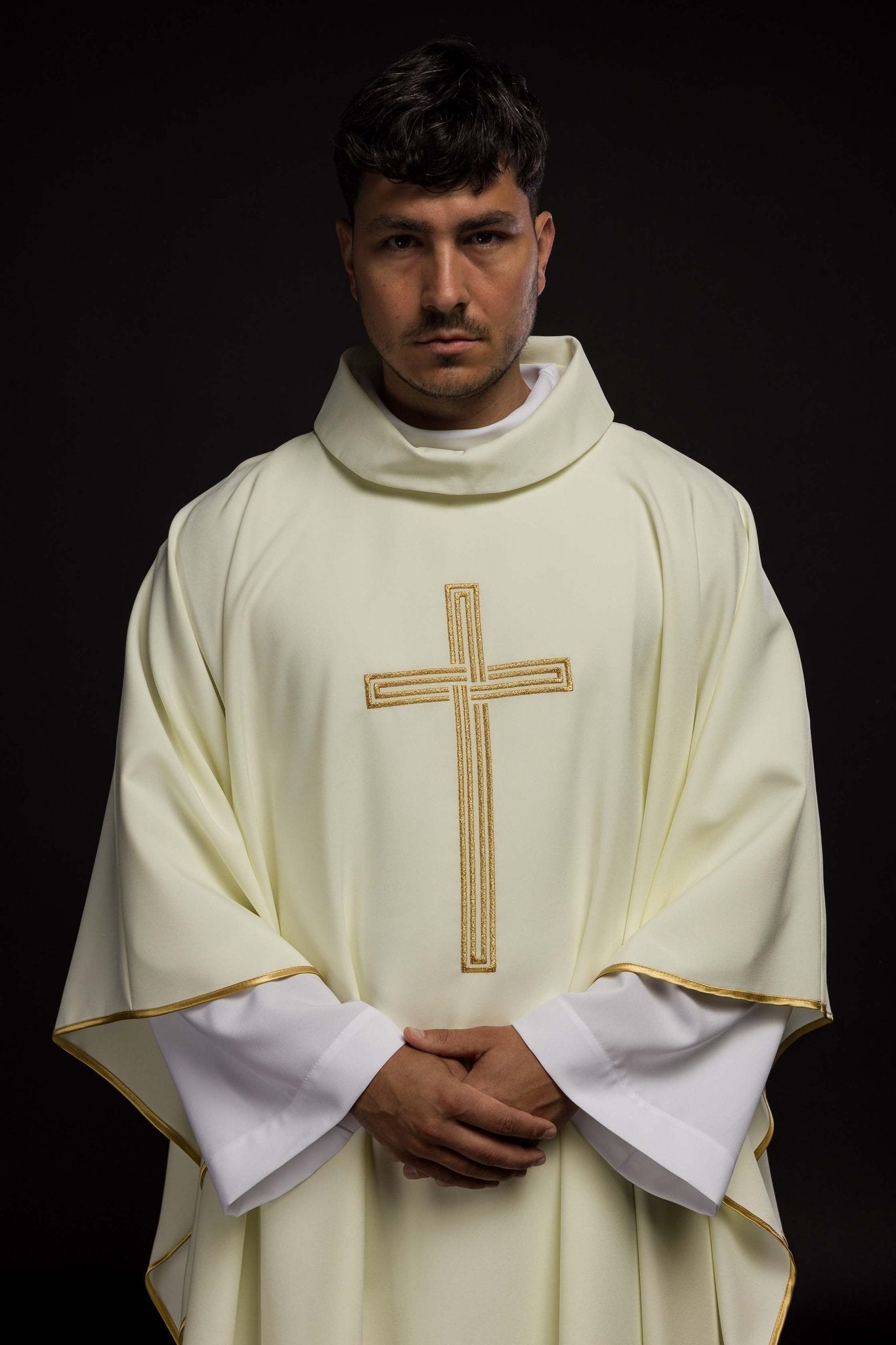 Chasuble embroidered with ecru Cross KOR/018/05/12 ECRU - HAFTINAUSA.COM
