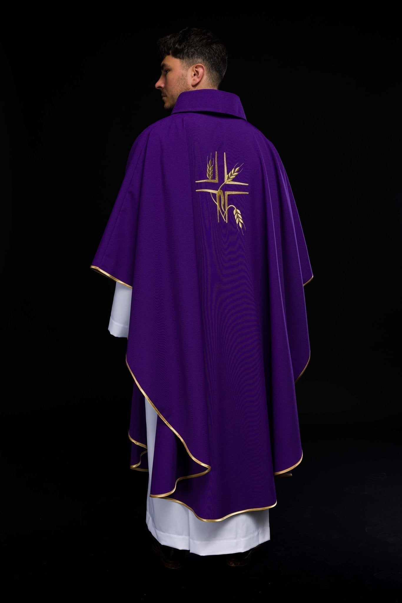 Chasuble embroidered with Purple Cross KOR/016/03/12 FIOLET - HAFTINAUSA.COM