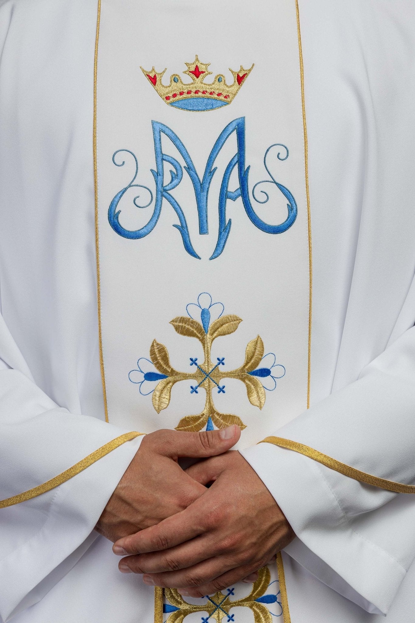 Classic white Marian priests chasuble KOR/128/04/01 BIAŁY - HAFTINAUSA.COM