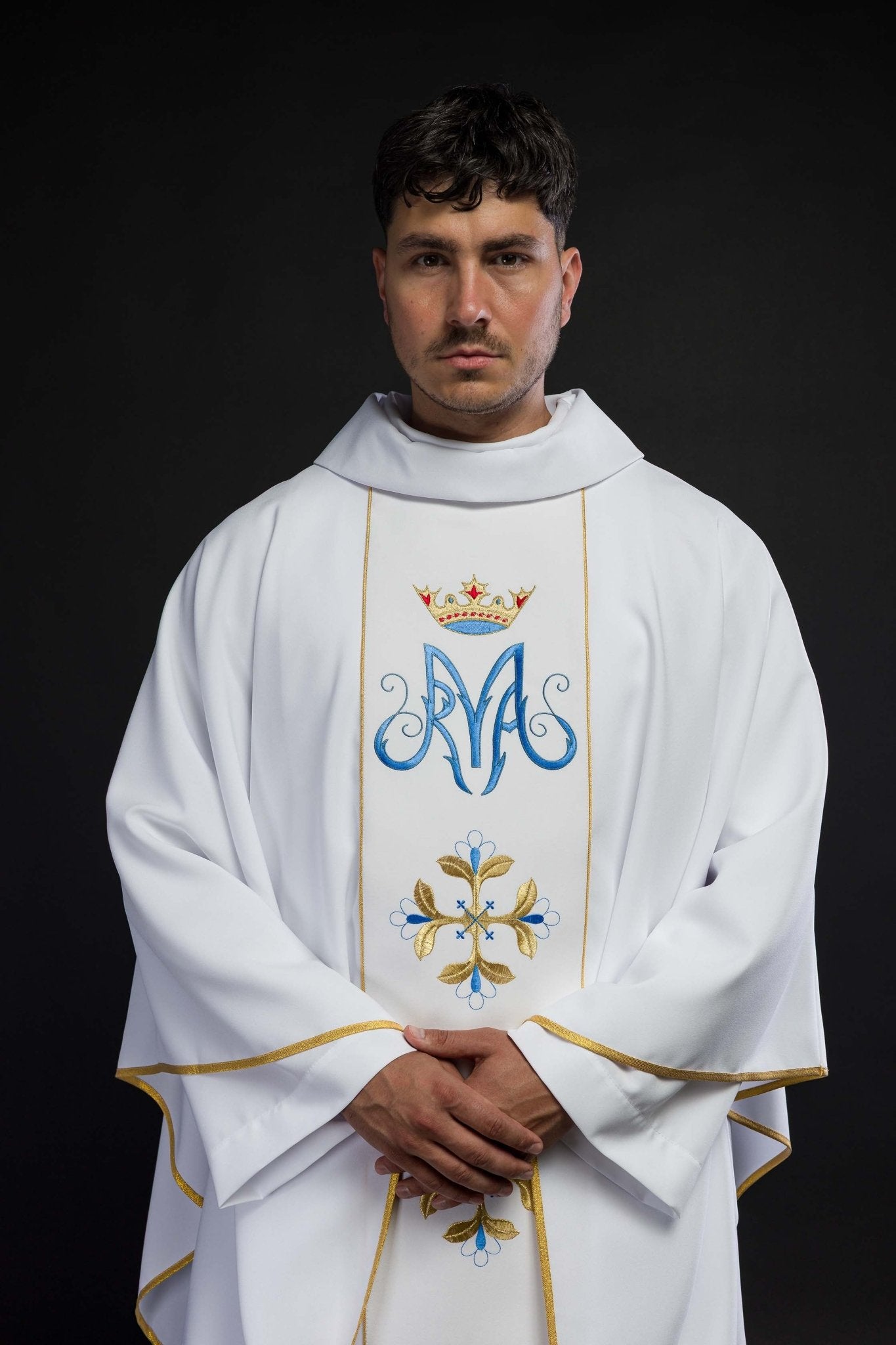 Classic white Marian priests chasuble KOR/128/04/01 BIAŁY - HAFTINAUSA.COM