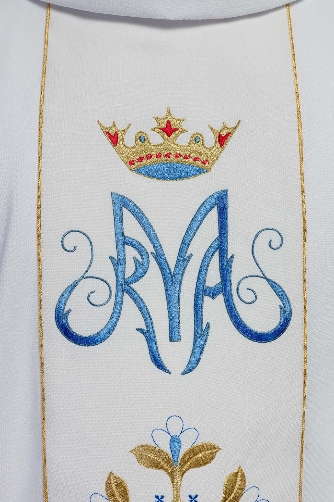 Classic white Marian priests chasuble KOR/128/04/01 BIAŁY - HAFTINAUSA.COM