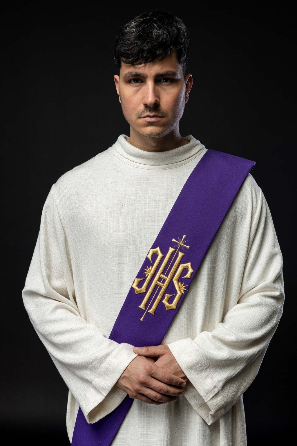 Deacon stole embroidered with IHS and Cross in purple KSD/135/03/01 FIOLET - HAFTINAUSA.COM