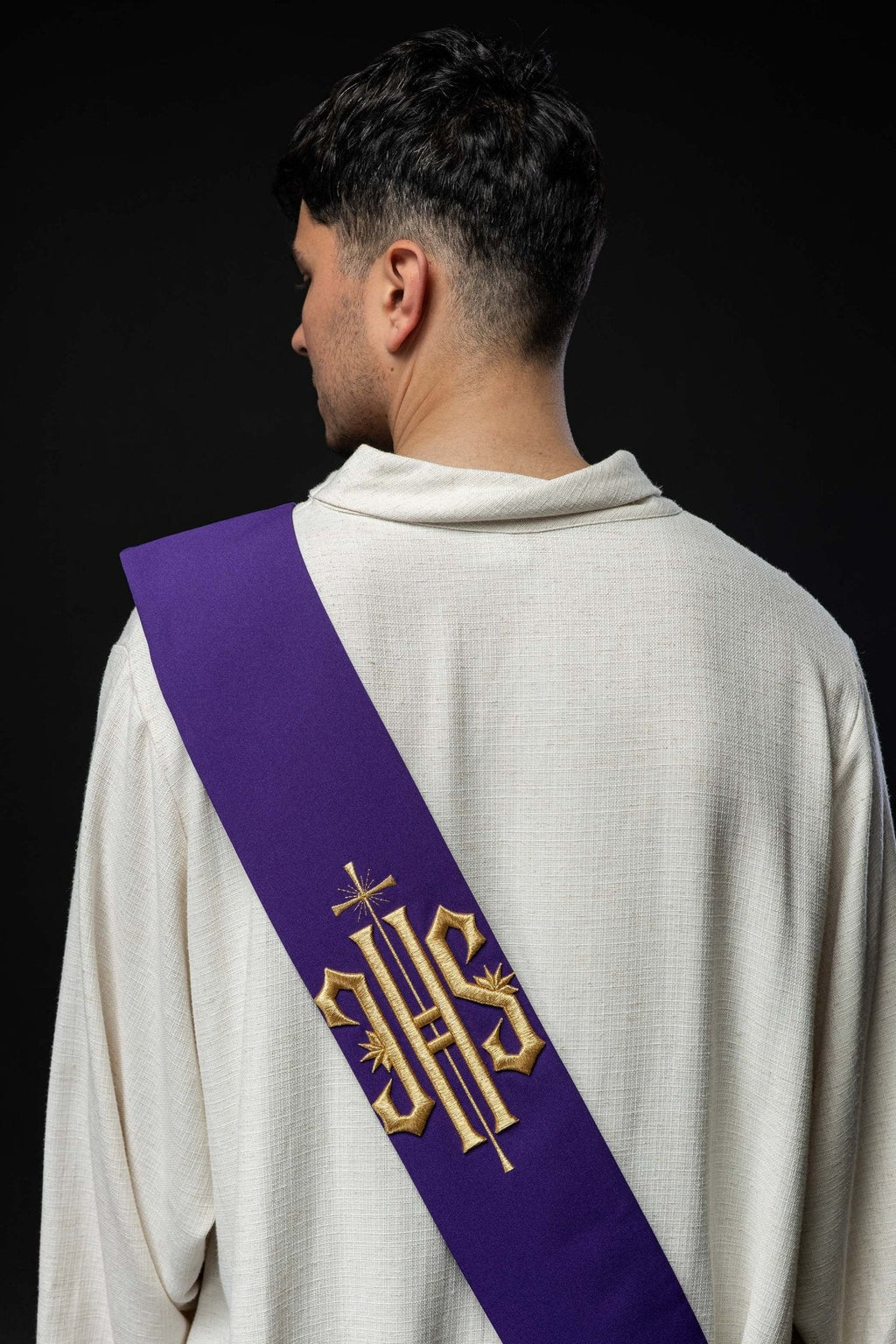 Deacon stole embroidered with IHS and Cross in purple KSD/135/03/01 FIOLET - HAFTINAUSA.COM