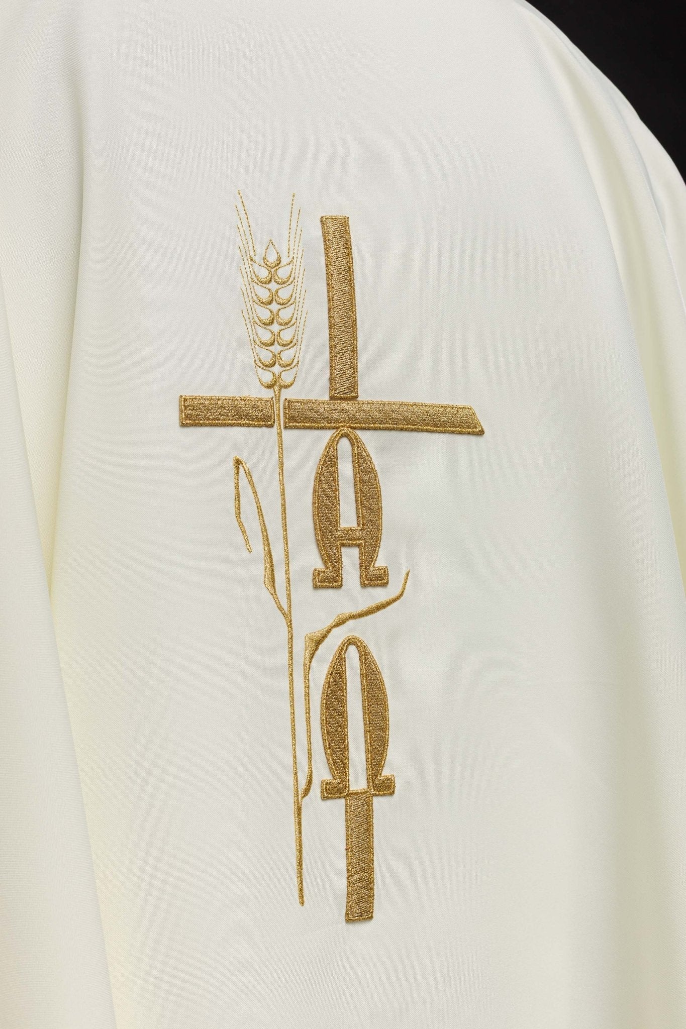 Ecru chasuble with cross and alfa omega symbols KOR/013/05/12 ECRU - HAFTINAUSA.COM