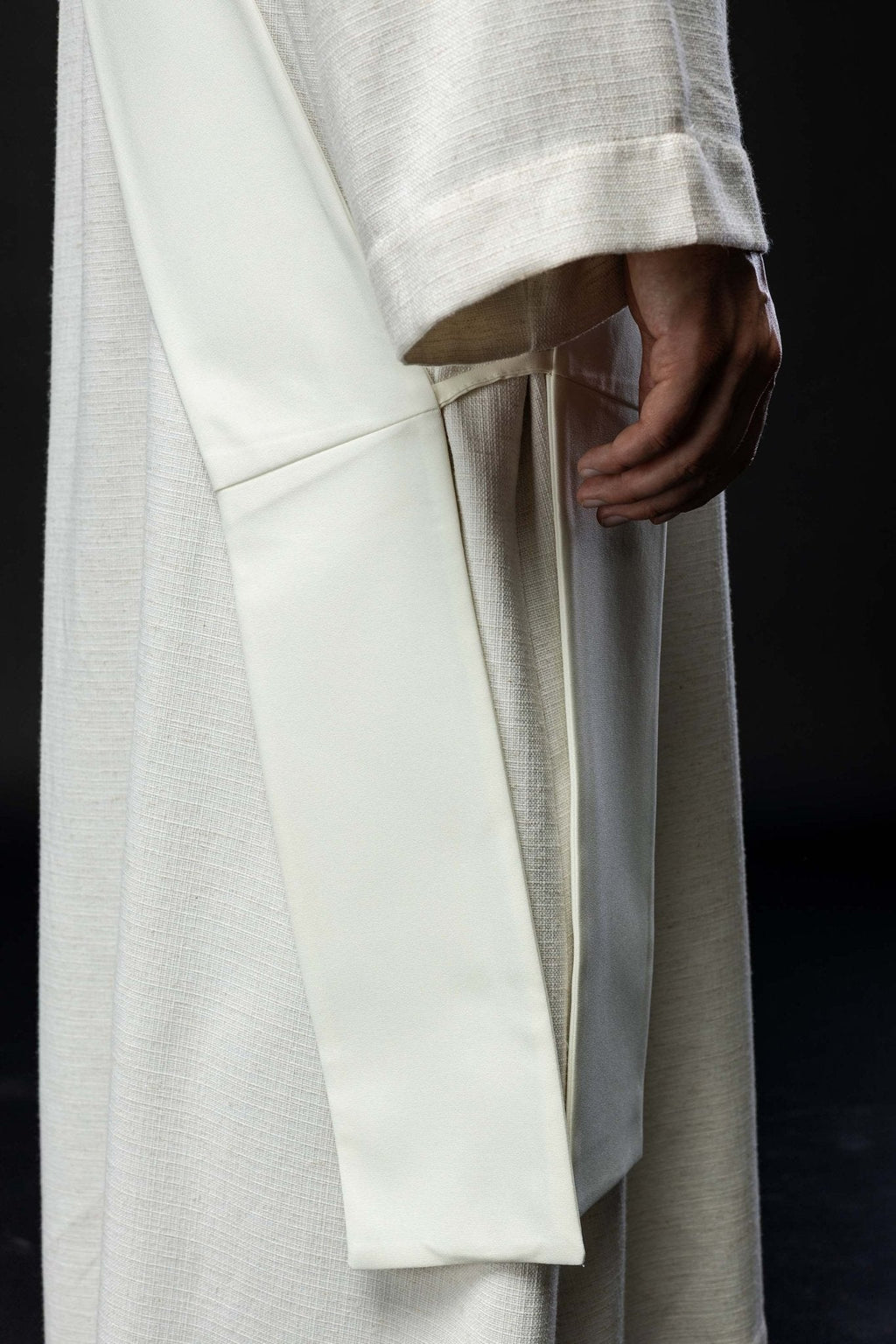 Ecru Deacon stole with Marian embroidery KSD/136/05/01 ECRU - HAFTINAUSA.COM