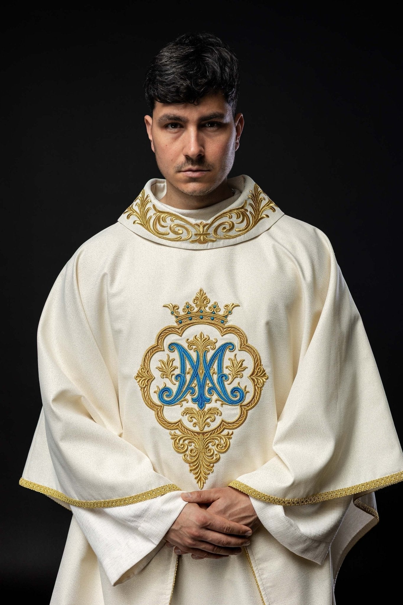 Liturgical Chasuble with Embroidered Marian Coat of Arms and Crown LE/7044/05 - HAFTINAUSA.COM