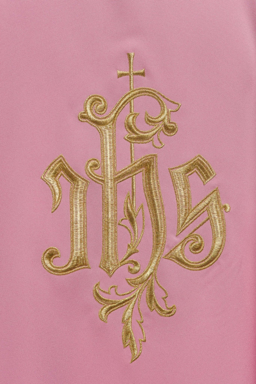 Pink chasuble with classic JHS KOR/032/08/12 RÓŻ - HAFTINAUSA.COM