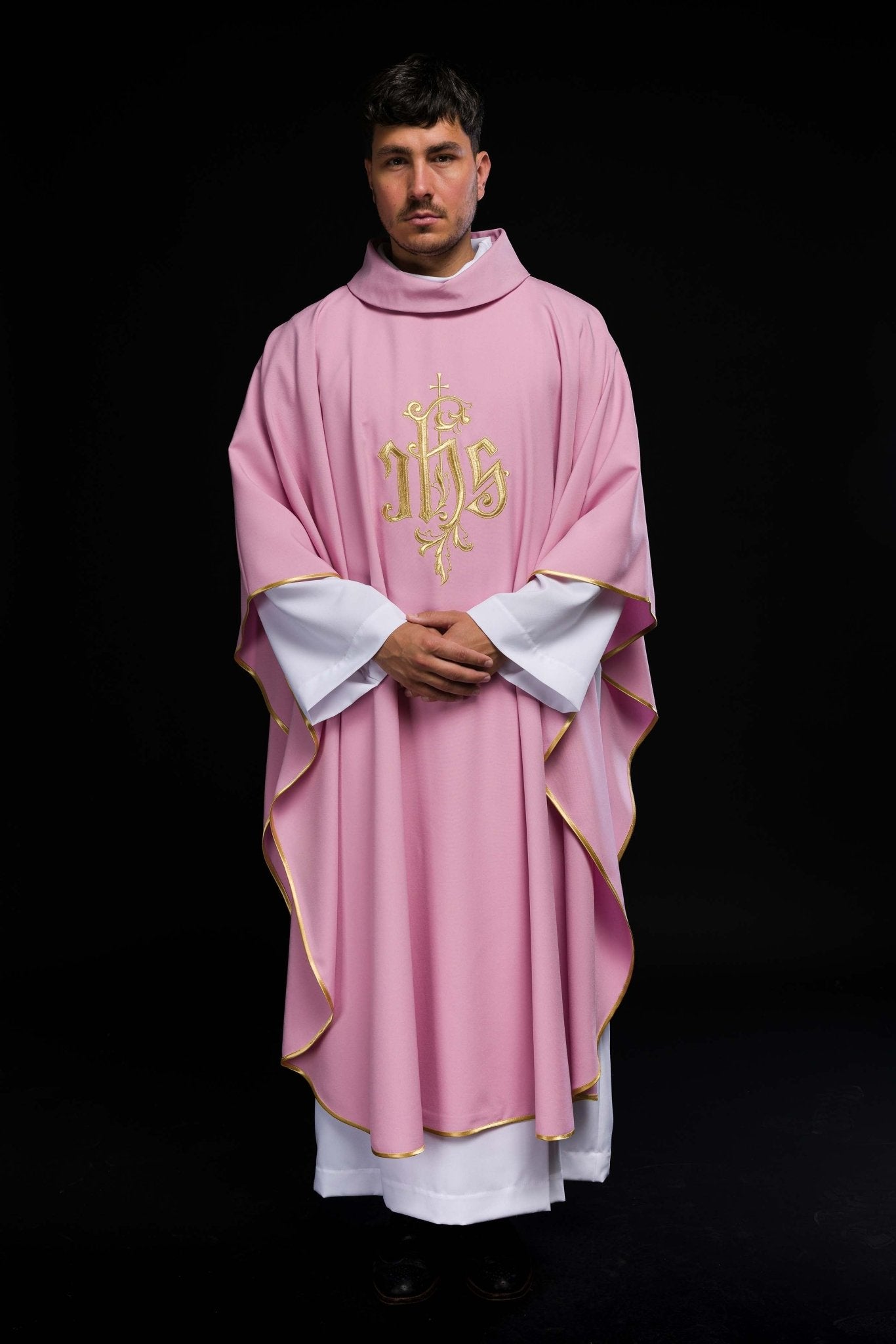 Pink chasuble with classic JHS KOR/032/08/12 RÓŻ - HAFTINAUSA.COM