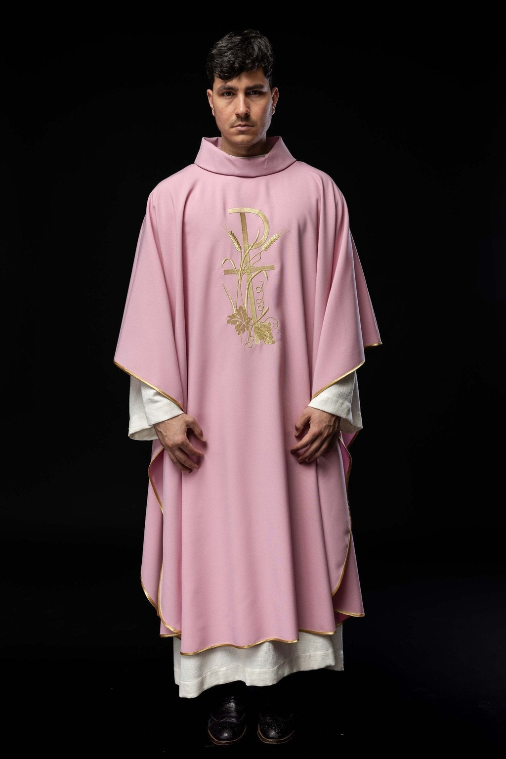 Pink chasuble with golden cross embroidery KOR/026/08/12 RÓŻ - HAFTINAUSA.COM