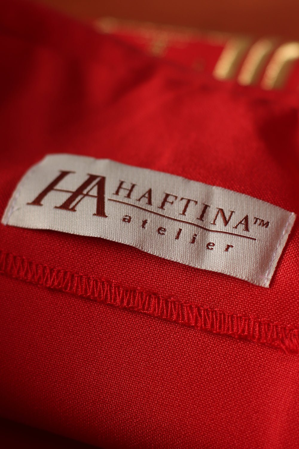 Red chasuble with cross and alfa omega symbols KOR/013/02/12 CZERWONY - HAFTINAUSA.COM